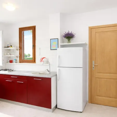 Nest For 2 On The Beach, Free Parking At The House